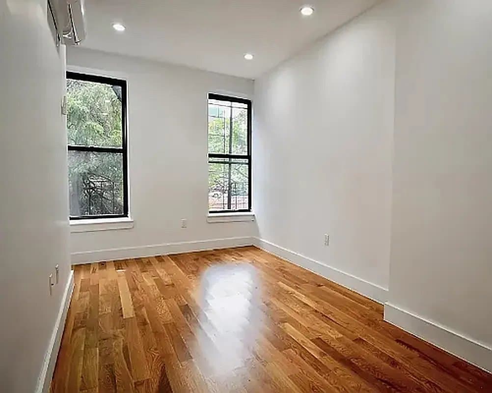 4 bed apartment at 264 Malcolm X Boulevard, Unit 5, Bedford Stuyvesant, photo 4 of 7
