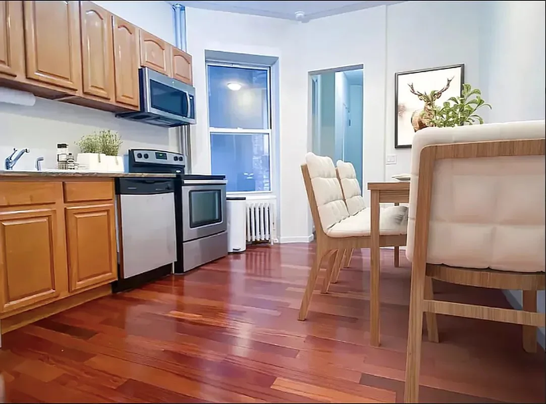 3 bed apartment at 129 West 56th Street, Unit 4R, Midtown West, photo 4 of 6