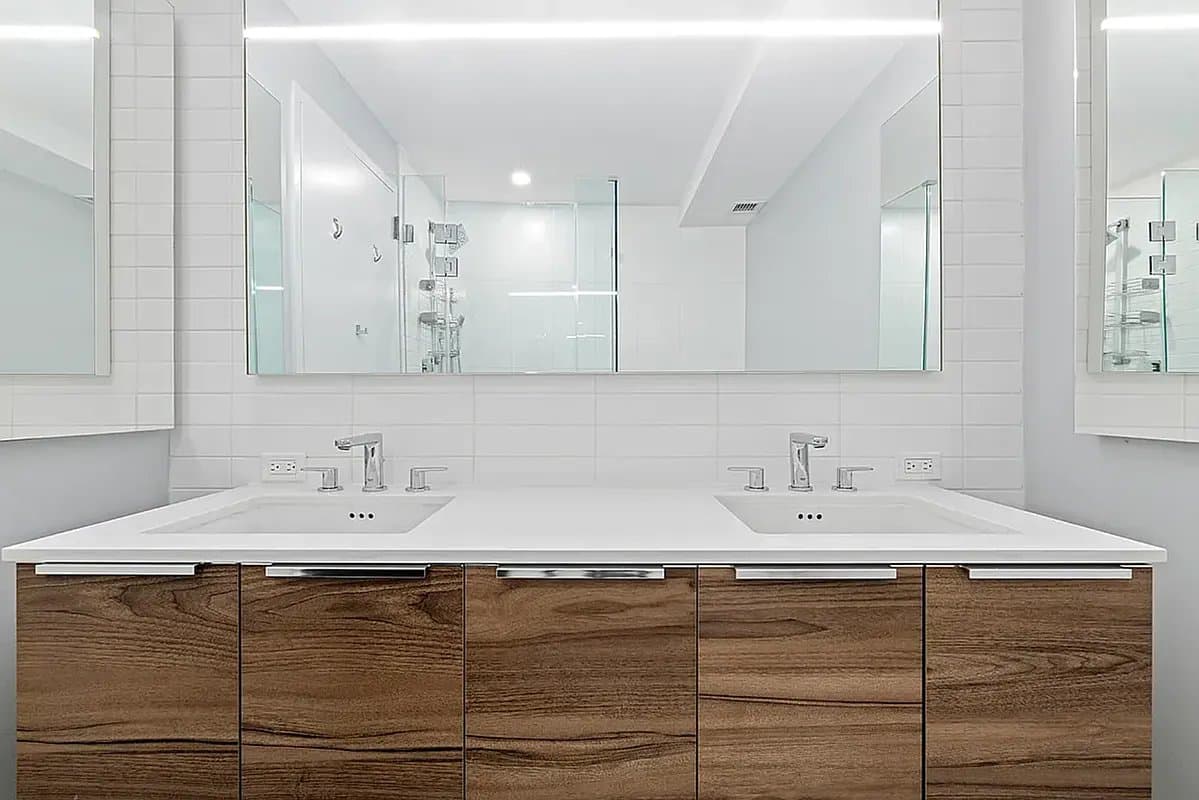 2 bed apartment at 171 Suffolk Street, Unit 4K, Lower East Side, photo 7 of 8