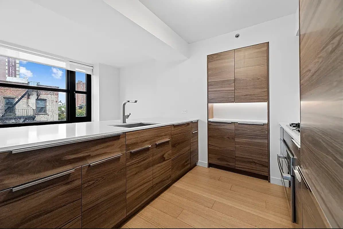 2 bed apartment at 171 Suffolk Street, Unit 4K, Lower East Side, photo 6 of 8