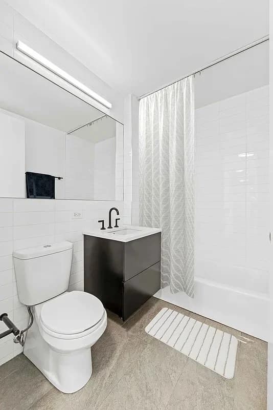 1 bed apartment at 250 East Houston Street, Unit 11G, East Village, photo 5 of 5