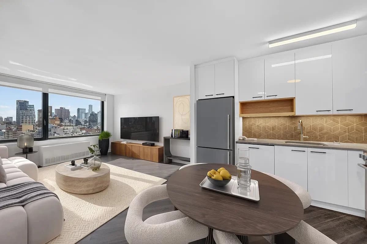 1 bed apartment at 250 East Houston Street, Unit 11G, East Village, photo 2 of 5