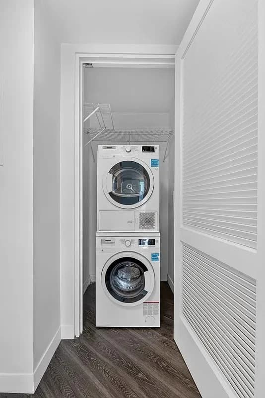 1 bed apartment at 250 East Houston Street, Unit 11G, East Village, photo 4 of 5