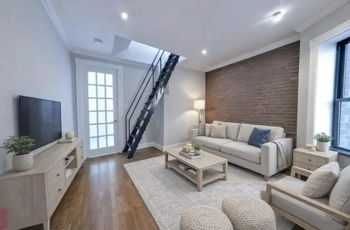 1 bed apartment at 219 East 23rd Street, Unit 16, Kips Bay, photo 1 of 2