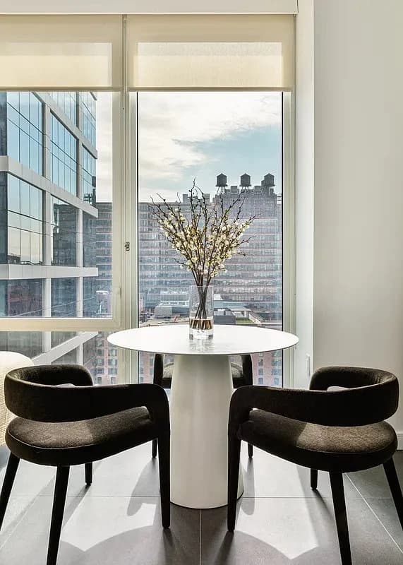 Studio apartment at 606 West 30th Street, Unit 31A, Hudson Yards, photo 3 of 21