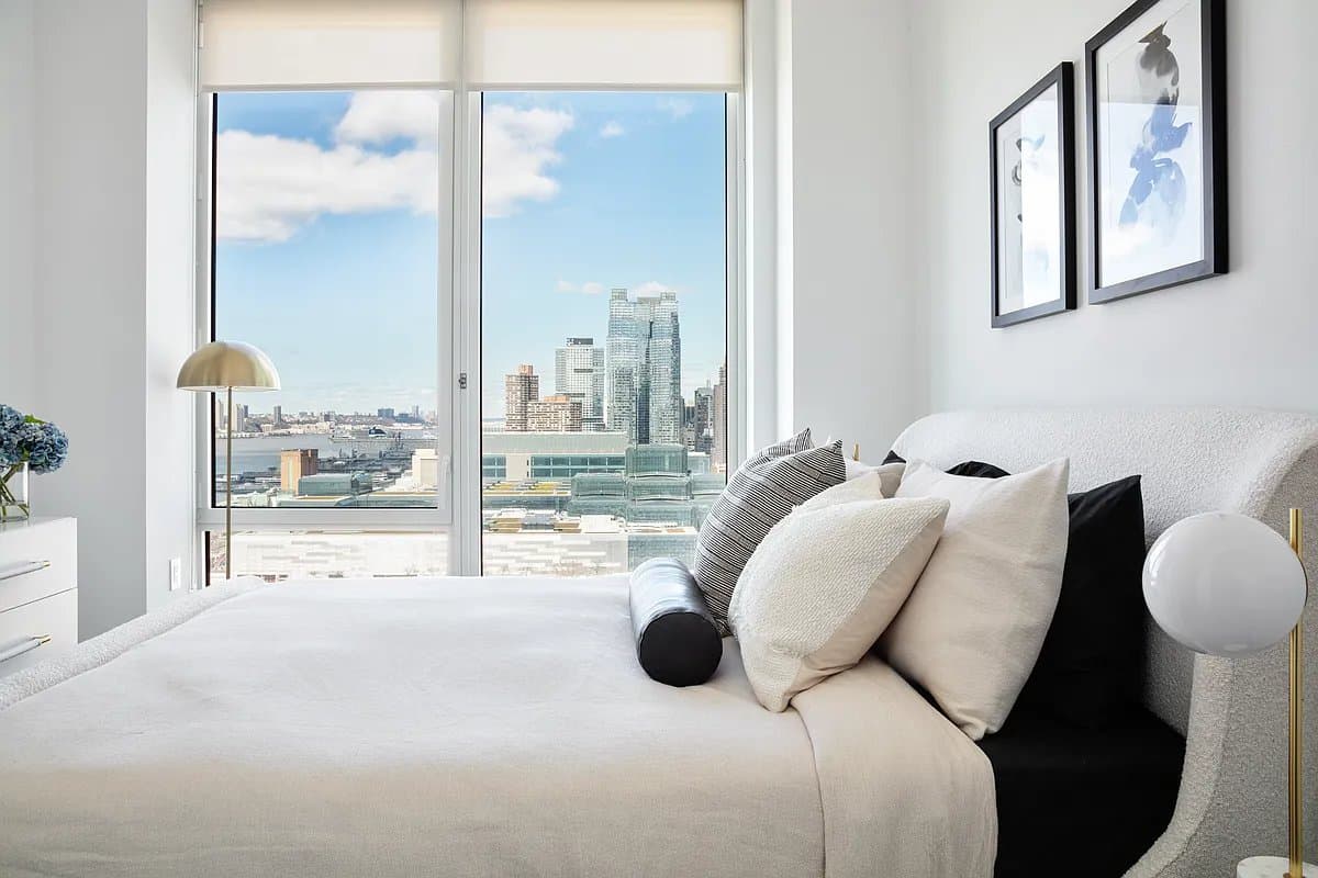 2 bed apartment at 606 West 30th Street, Unit 25C, Hudson Yards, photo 9 of 29