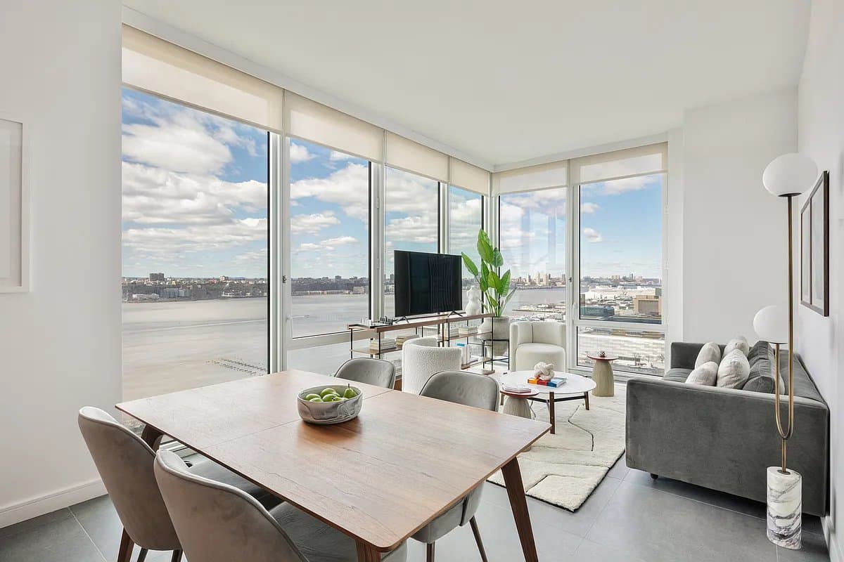 2 bed apartment at 606 West 30th Street, Unit 46C, Hudson Yards, photo 4 of 27