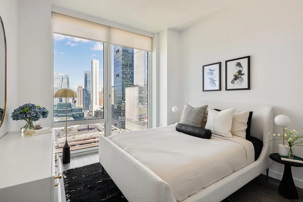 2 bed apartment at 606 West 30th Street, Unit 46C, Hudson Yards, photo 8 of 27