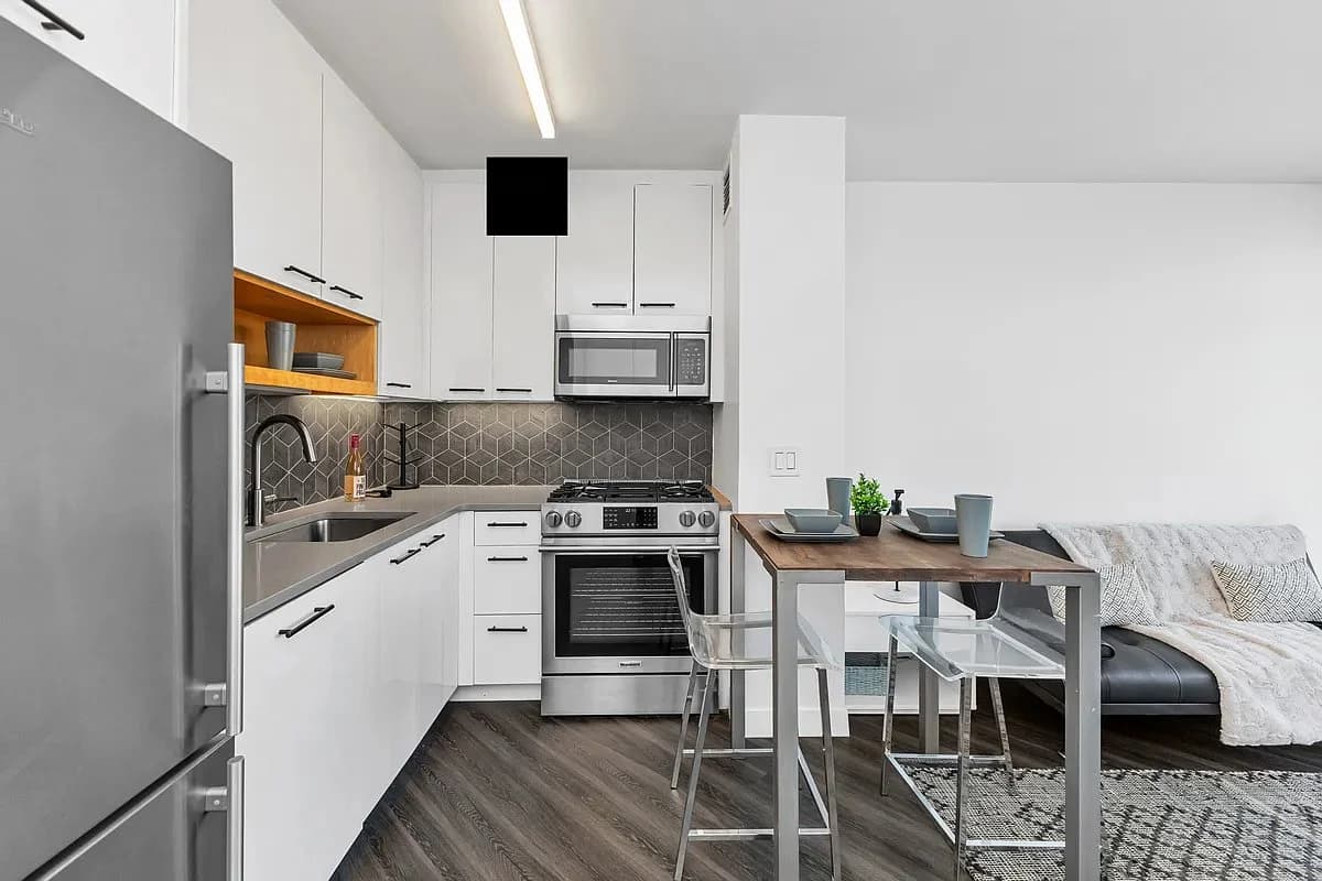 1 bed apartment at 250 East Houston Street, Unit 4A, East Village, photo 3 of 10