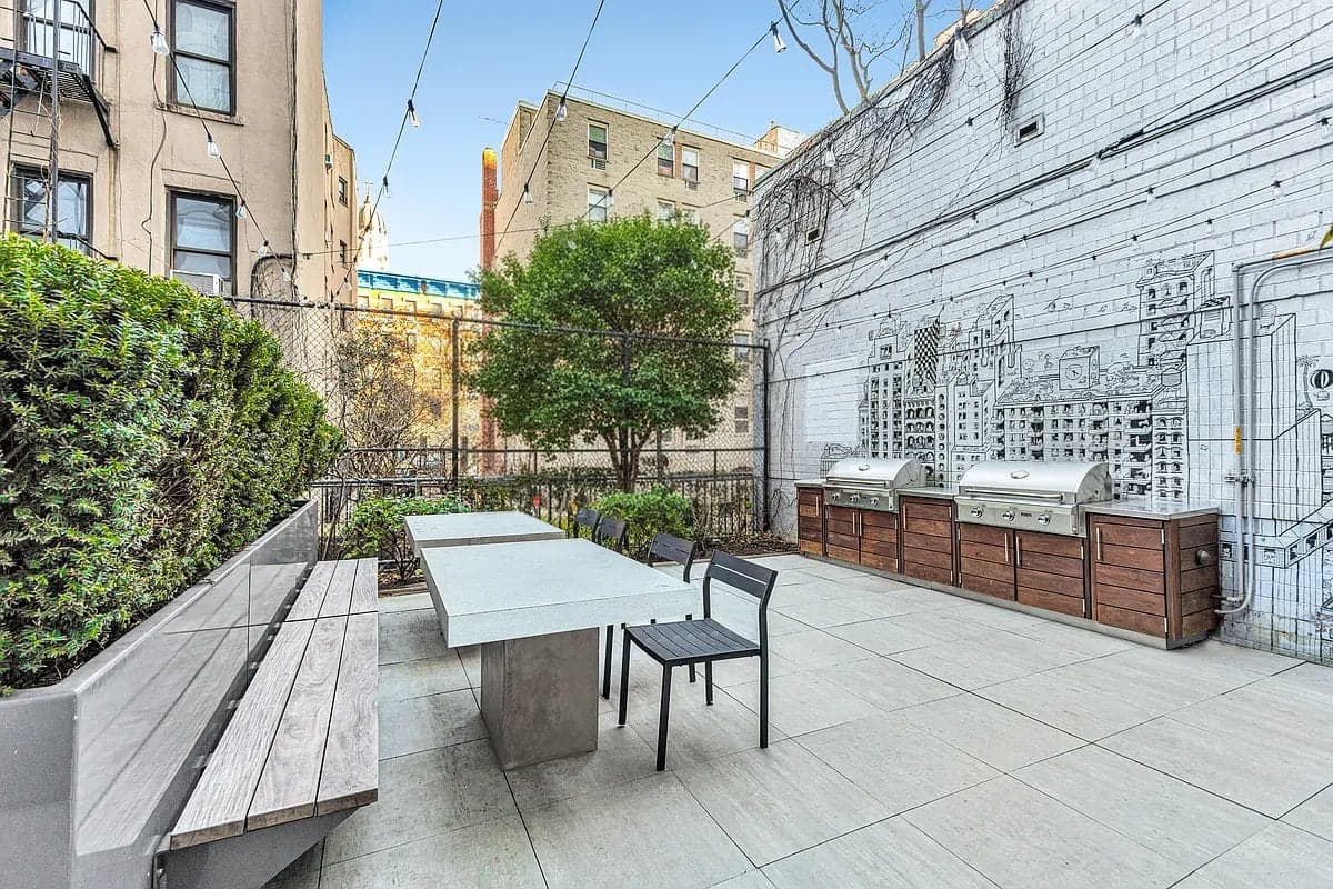 1 bed apartment at 250 East Houston Street, Unit 4A, East Village, photo 10 of 10