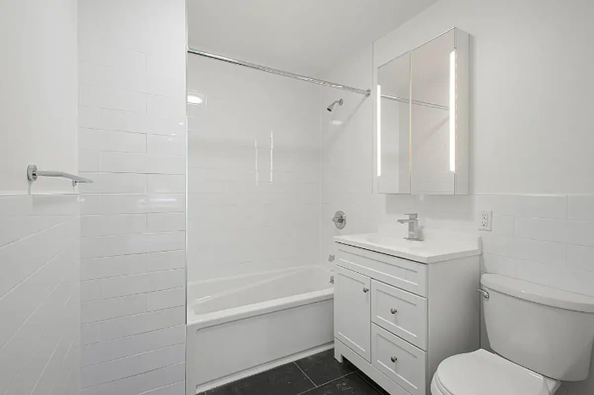 Studio apartment at 773 Hart Street, Unit 1F, Bushwick, photo 6 of 6