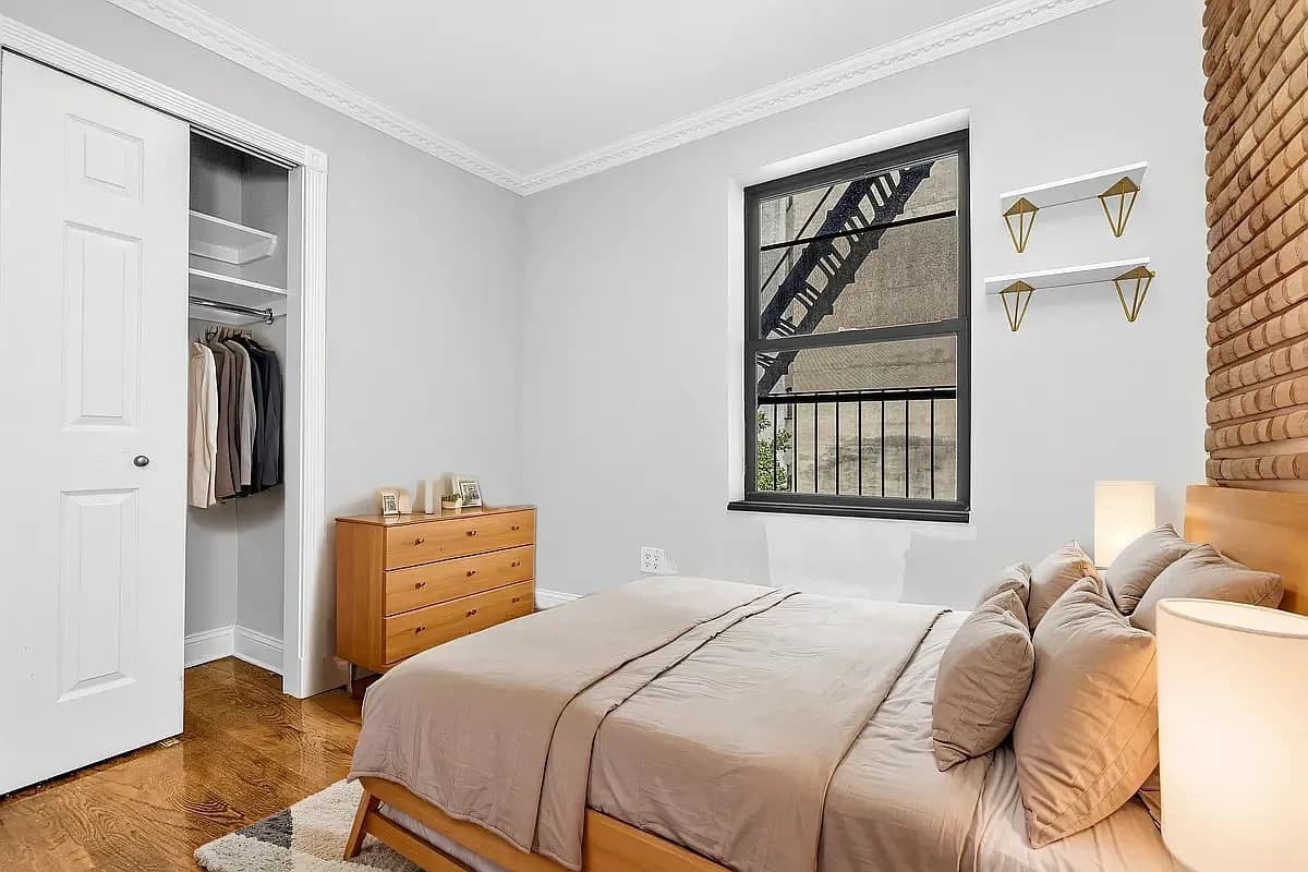179 Essex St, photo 3