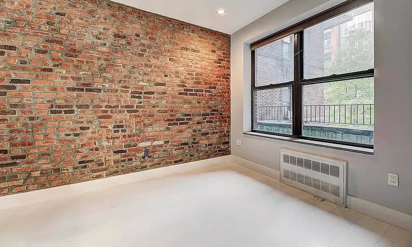 2 bed apartment at 161 Stanton Street, Unit F3, Lower East Side, photo 2 of 4