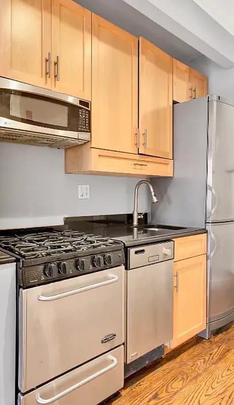 89 Clinton Street, photo 4