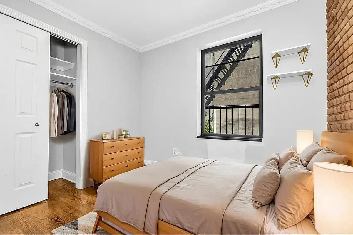 89 Clinton Street, photo 3