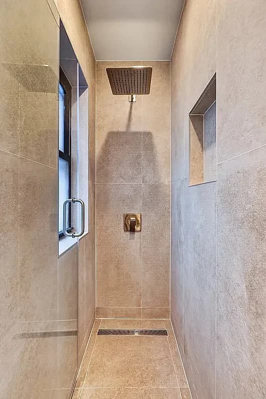 2 bed apartment at 207 Eighth Avenue, Unit 3R, Chelsea, photo 8 of 8