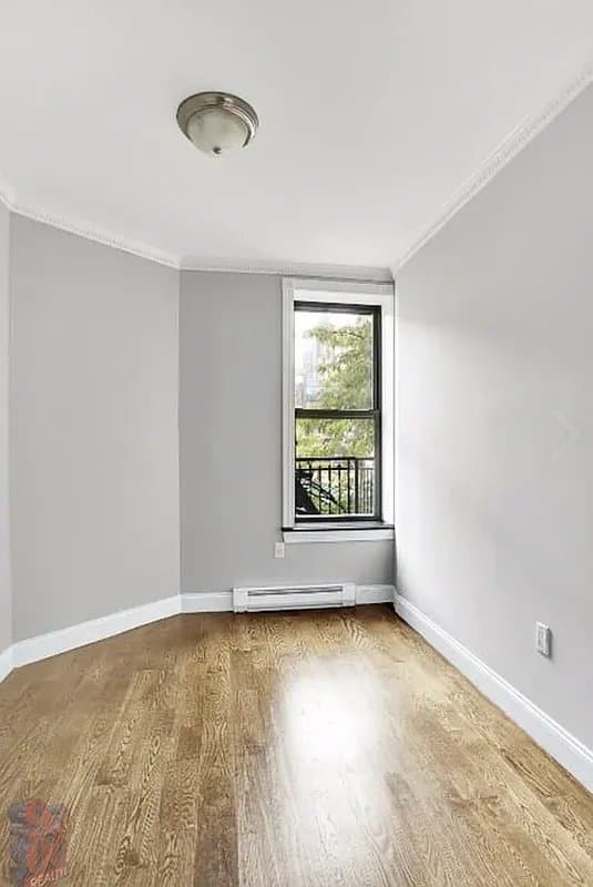 3 bed apartment at 438 West 52nd Street, Unit 7, Hell's Kitchen, photo 5 of 6