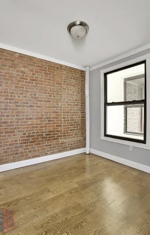 3 bed apartment at 438 West 52nd Street, Unit 7, Hell's Kitchen, photo 3 of 6