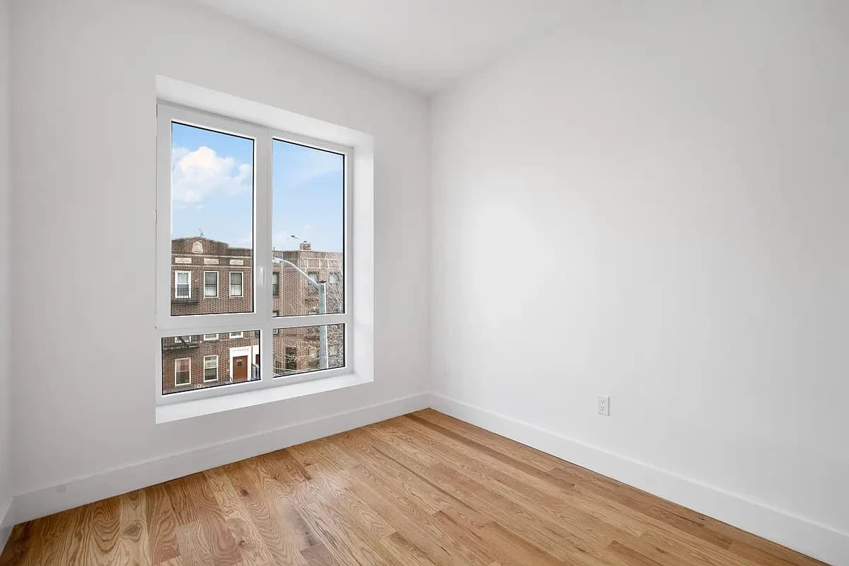 1640 Nostrand Avenue, photo 3