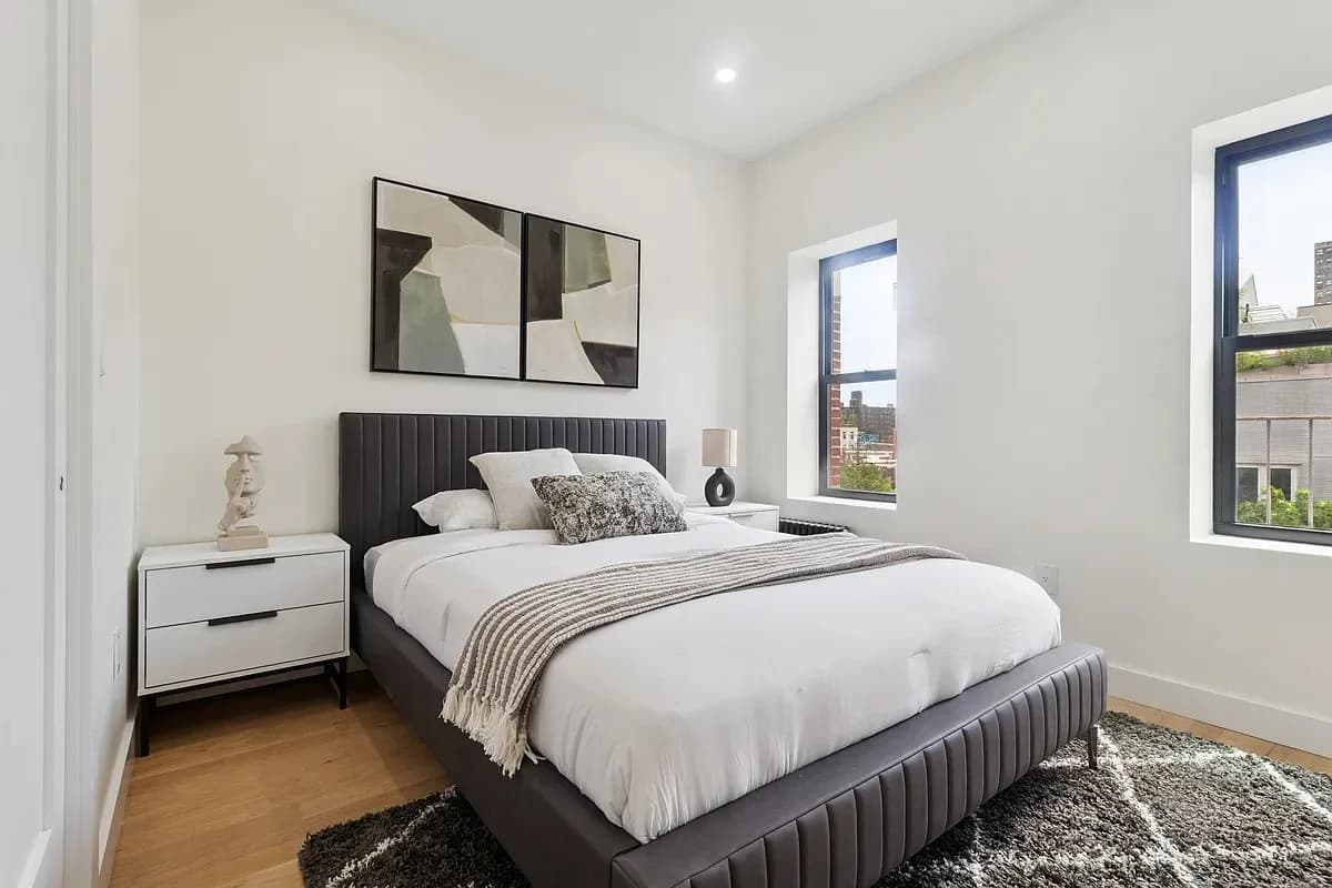2 bed apartment at 176 Rivington Street, Unit 6, Lower East Side, photo 2 of 6