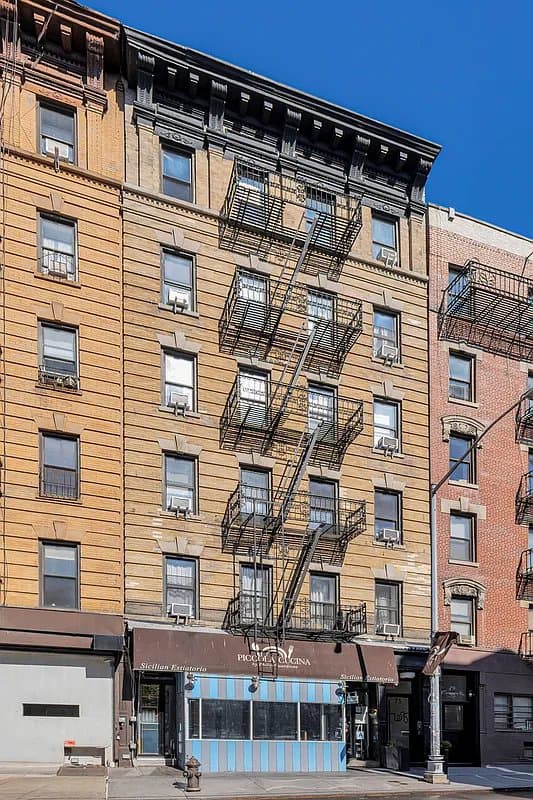 1 bed apartment at 75 Thompson Street, Unit 1, SoHo, photo 6 of 6