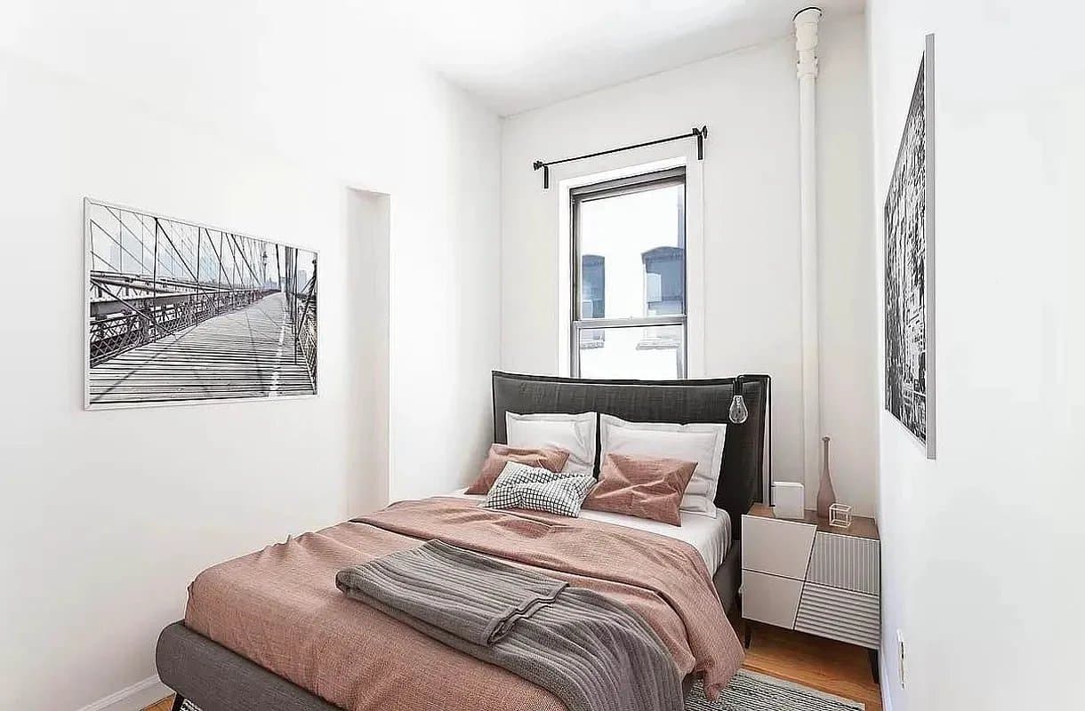 2 bed apartment at 207 Madison Street, Unit 2, Chinatown, photo 4 of 8