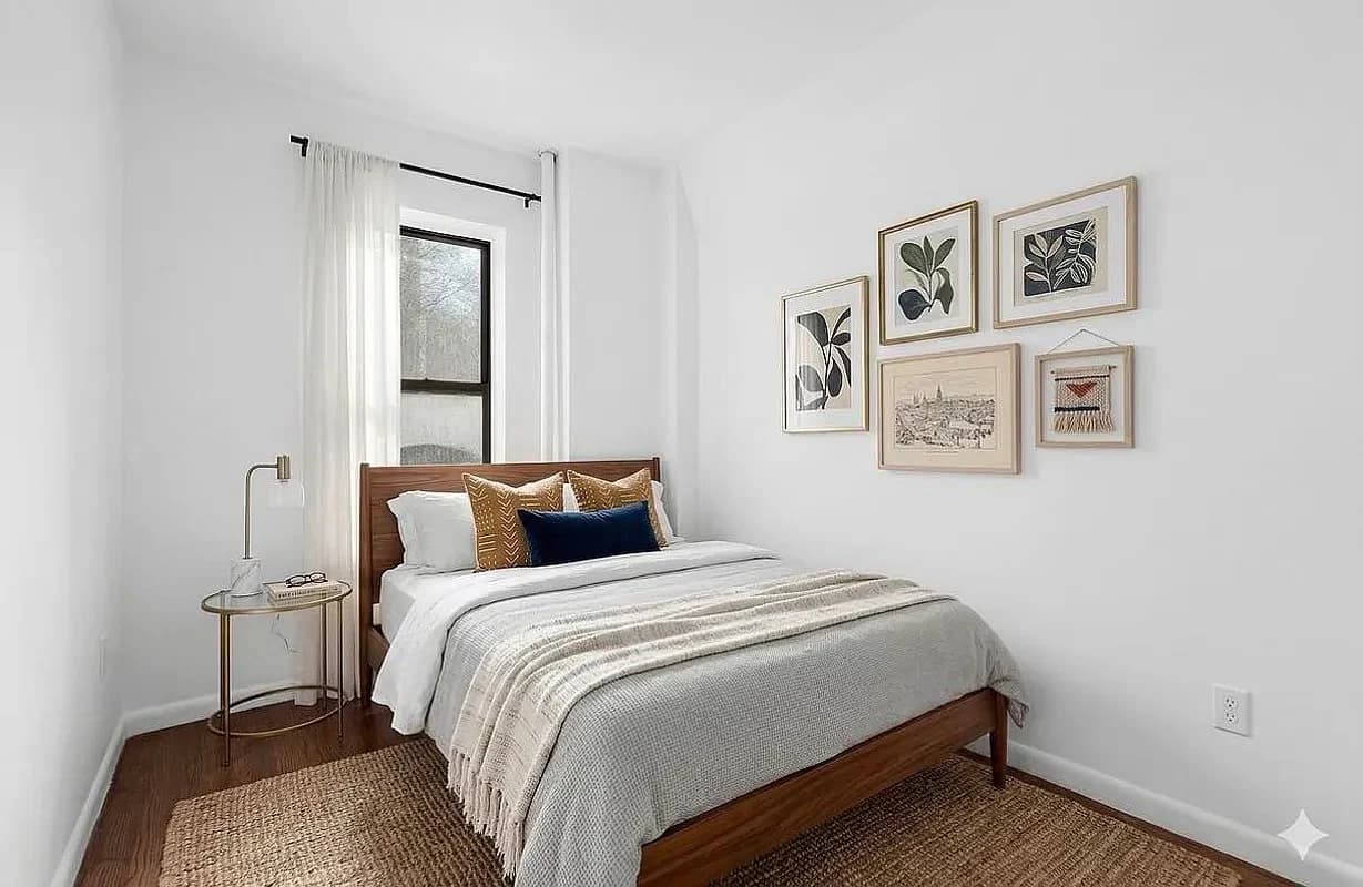 2 bed apartment at 207 Madison Street, Unit 2, Chinatown, photo 2 of 8