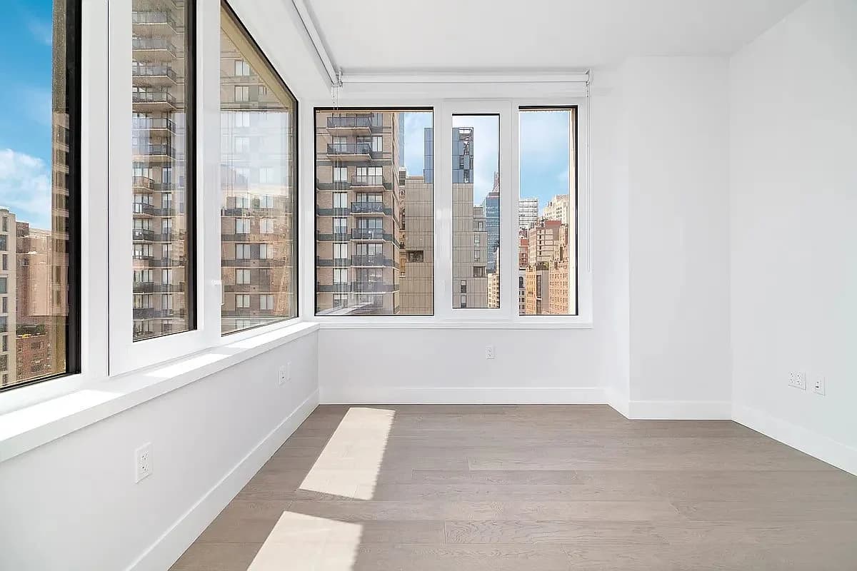 2 bed apartment at 200 East 23rd Street, Unit 15G, Kips Bay, photo 3 of 8
