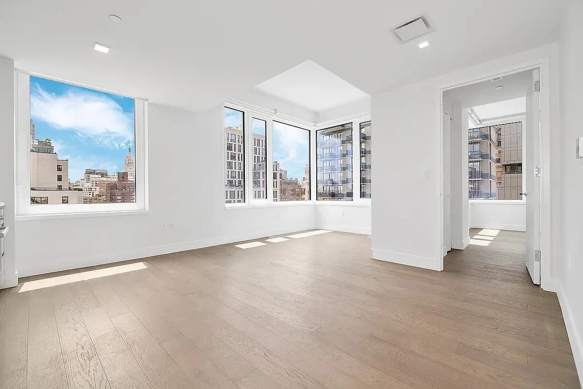 2 bed apartment at 200 East 23rd Street, Unit 15G, Kips Bay, photo 1 of 8