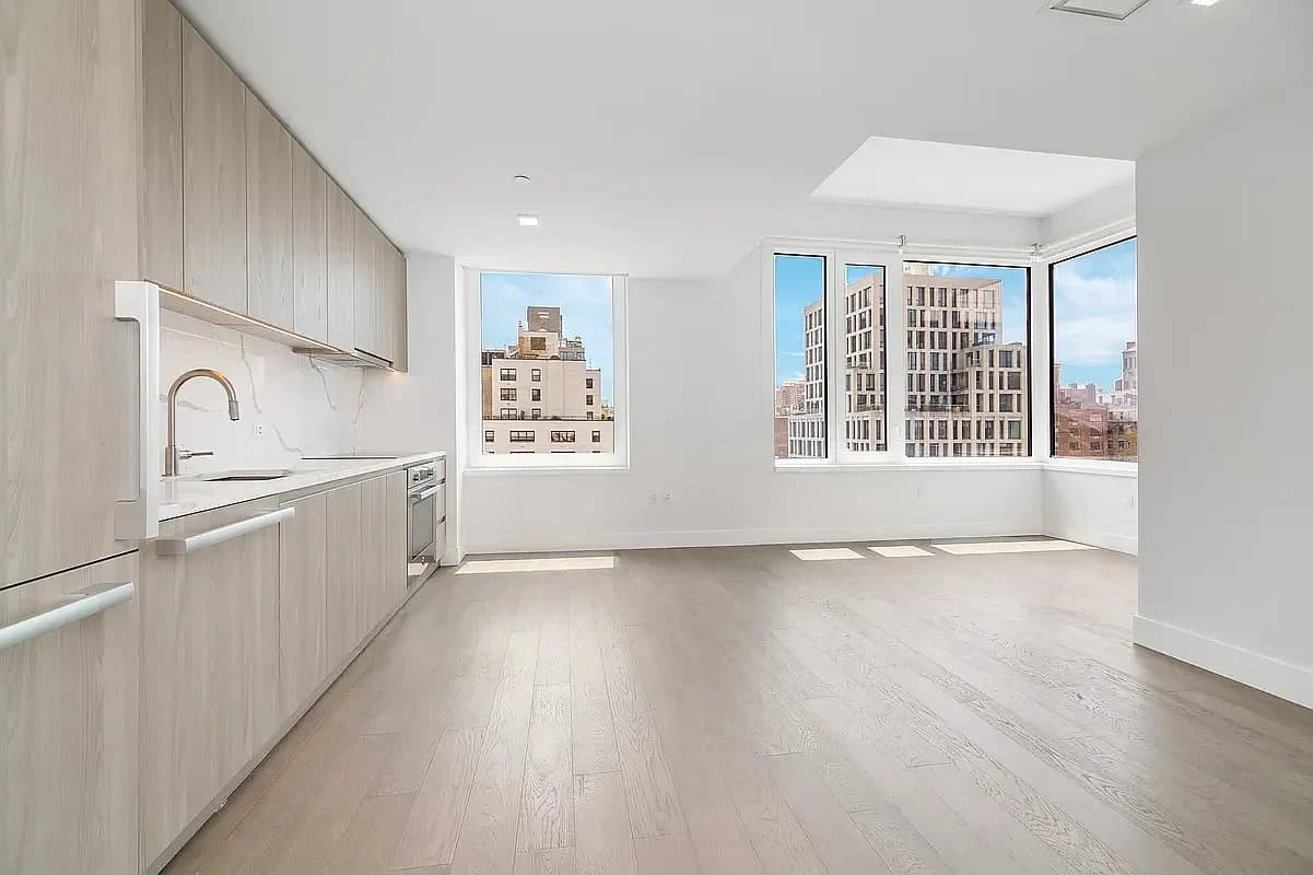 2 bed apartment at 200 East 23rd Street, Unit 15G, Kips Bay, photo 4 of 8