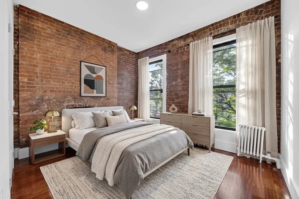 2 bed apartment at 7 Carmine St, Unit 3, West Village, photo 3 of 4