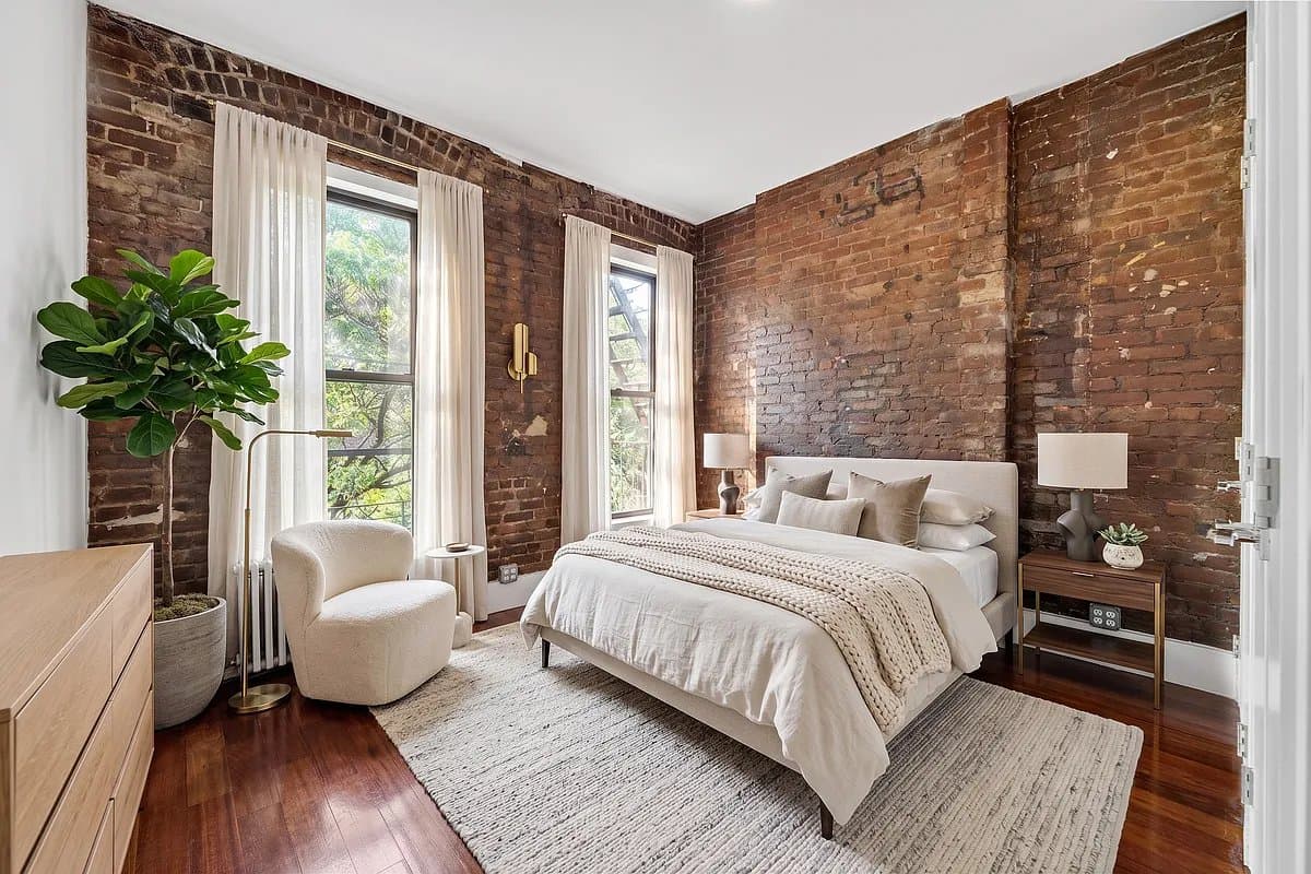 2 bed apartment at 7 Carmine St, Unit 3, West Village, photo 2 of 4