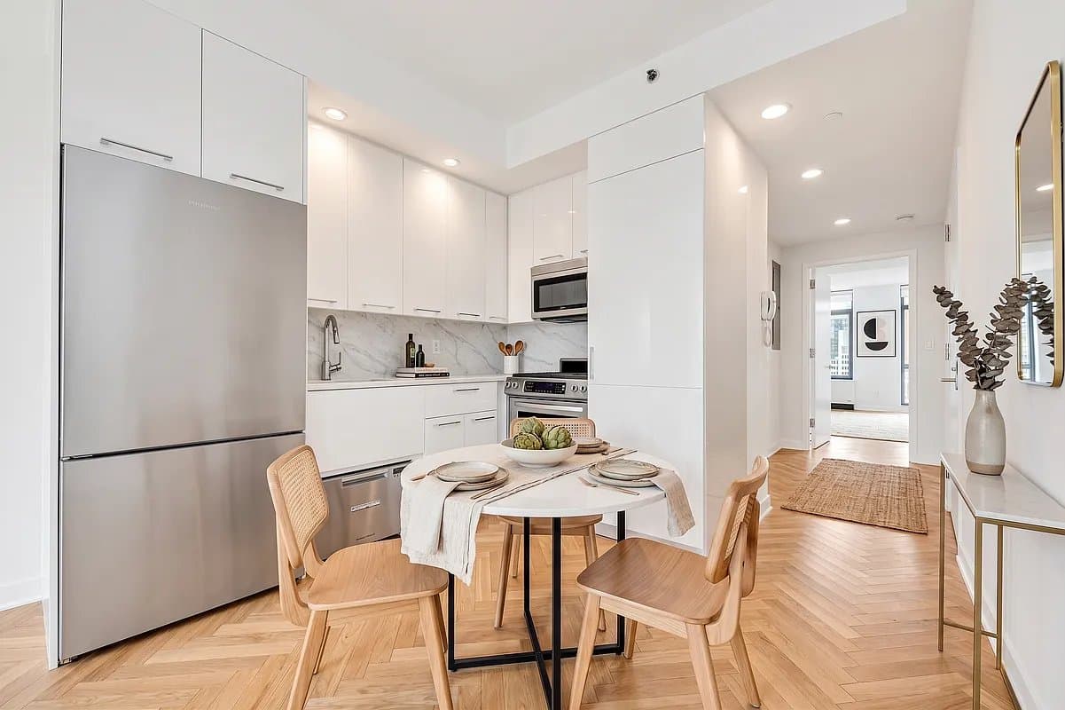 2 bed apartment at 49 East 34th Street, Unit 22A, Murray Hill, photo 4 of 9
