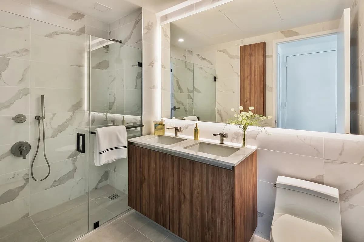 2 bed apartment at 606 West 30th Street, Unit 33G, Hudson Yards, photo 6 of 22