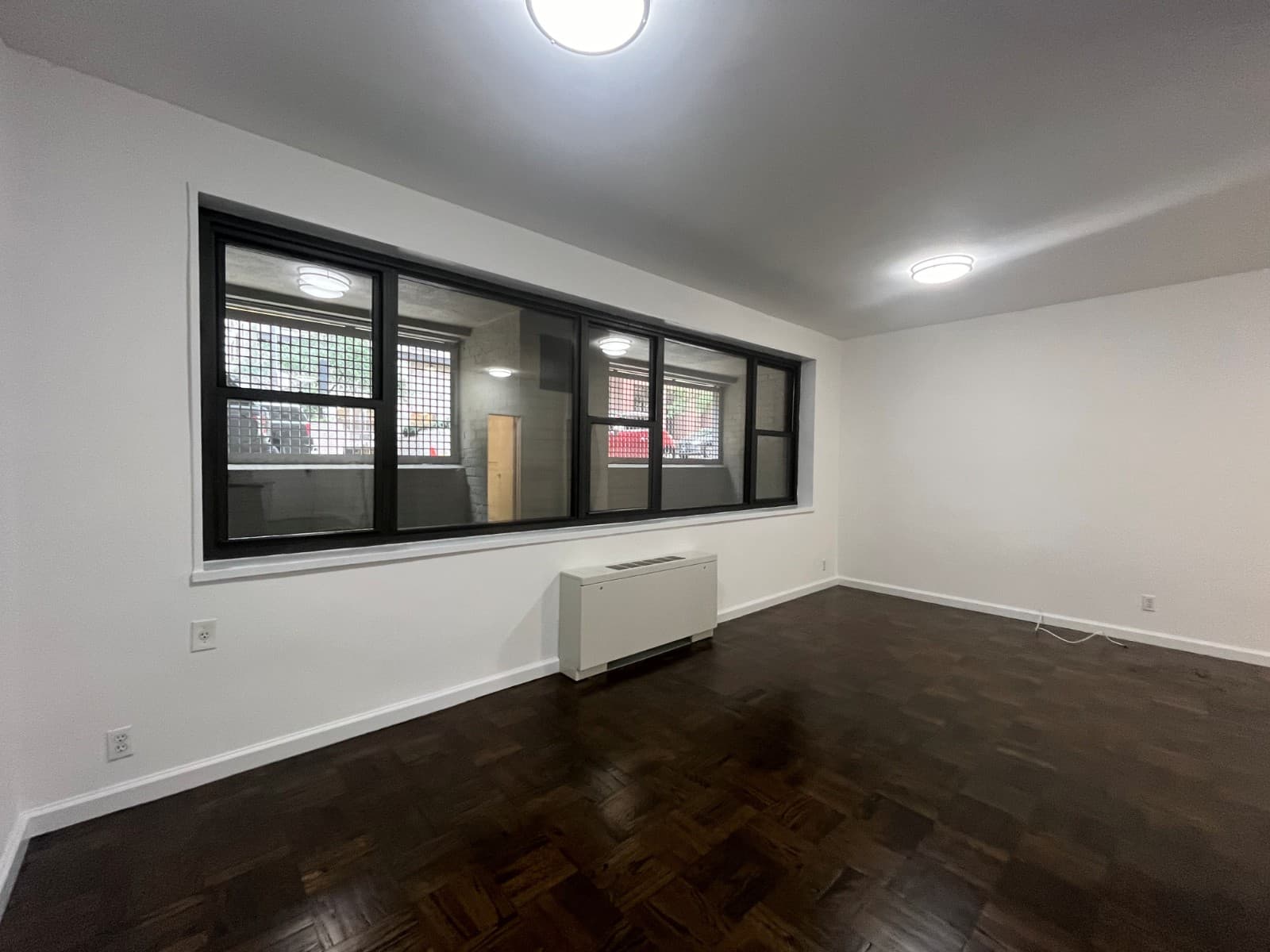 405 East 56th Street, photo 3