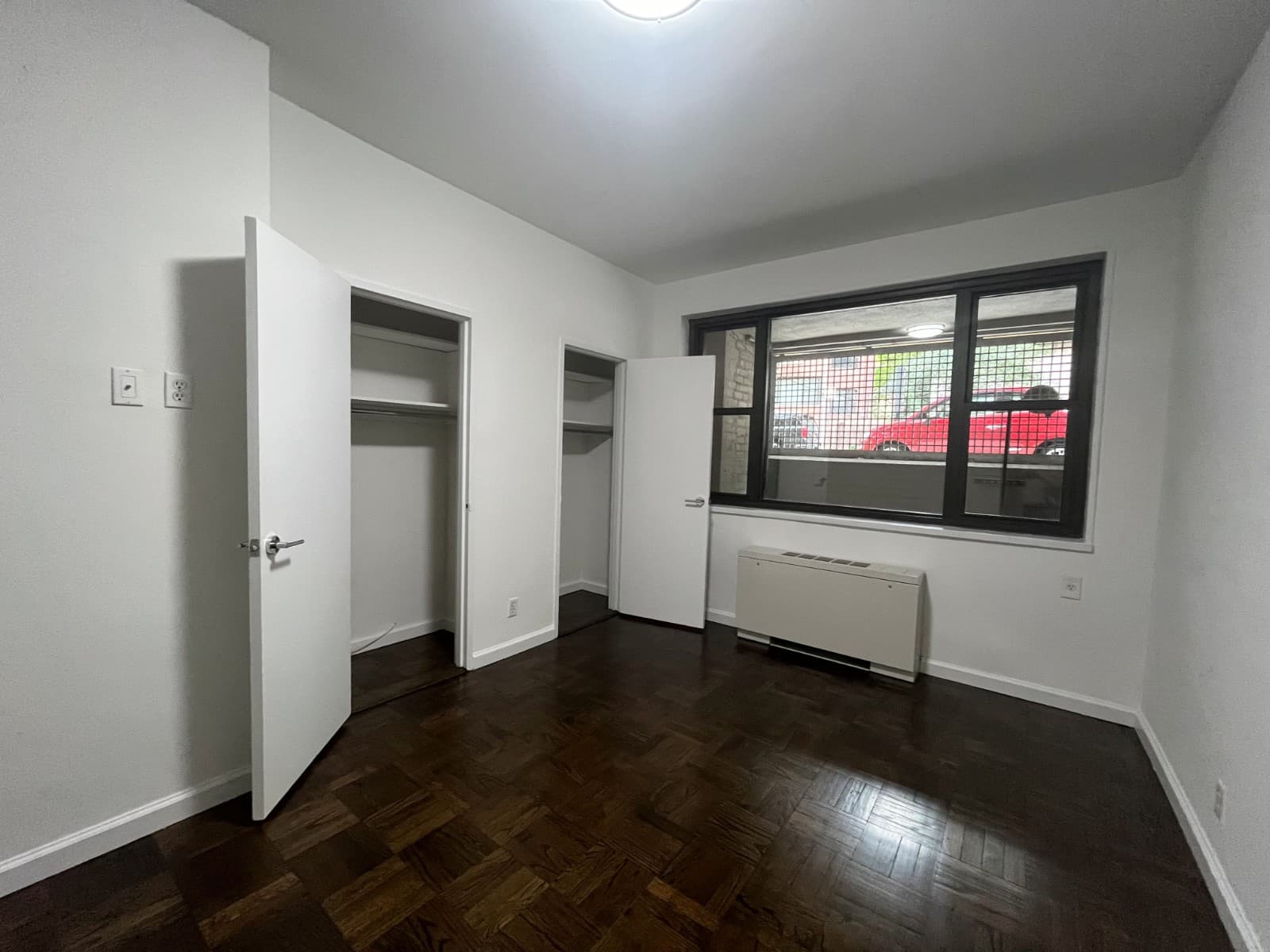 1 bed apartment at 405 East 56th Street, Unit 2E, Midtown East, photo 7 of 7