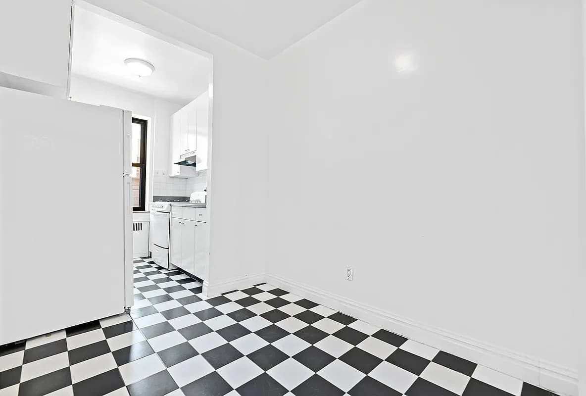2 bed apartment at 101 East 116th Street, Unit 2C, Harlem, photo 5 of 6