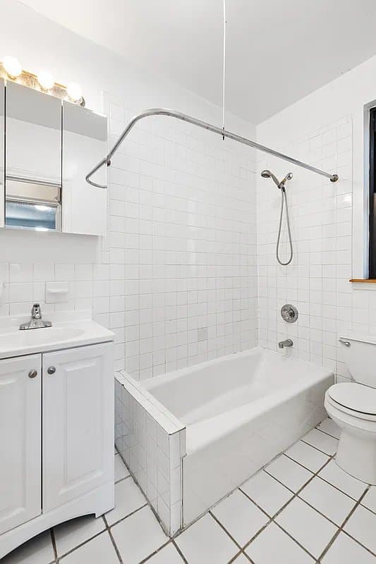 2 bed apartment at 101 East 116th Street, Unit 2C, Harlem, photo 6 of 6