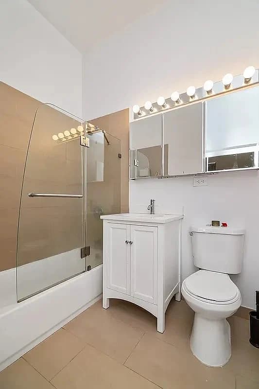 3 bed apartment at 231 East 14th Street, Unit 6F, East Village, photo 6 of 6