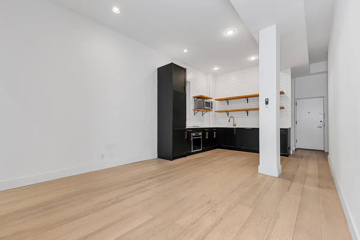 3 bed apartment at 245 Eldridge Street, Unit 1R, Lower East Side, photo 1 of 7