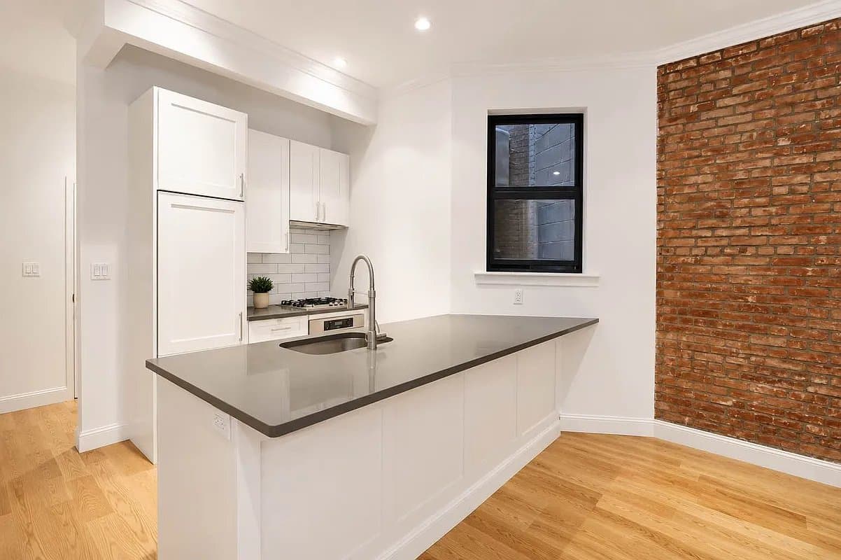 262 Elizabeth Street, photo 4