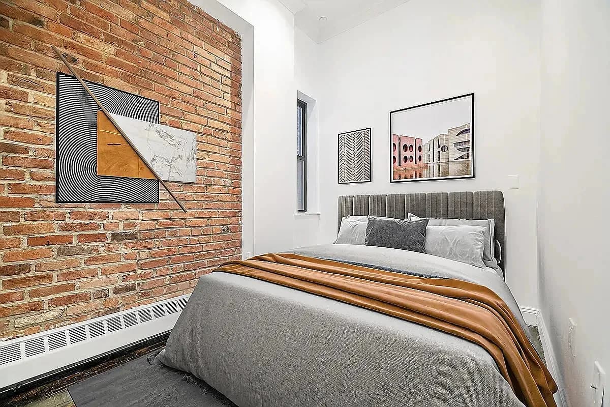 328 East 4th Street, photo 4
