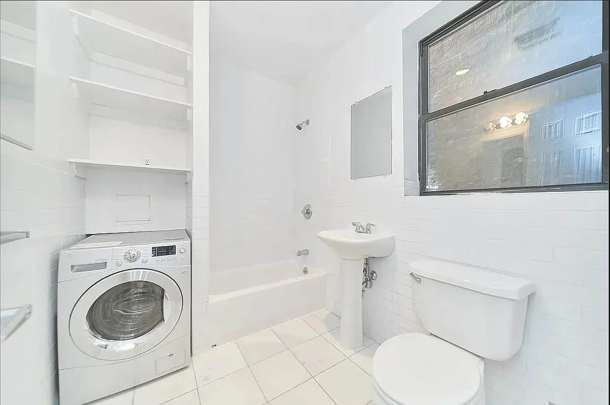 1 bed apartment at 354 State Street, Unit 3B, Boerum Hill, photo 3 of 3
