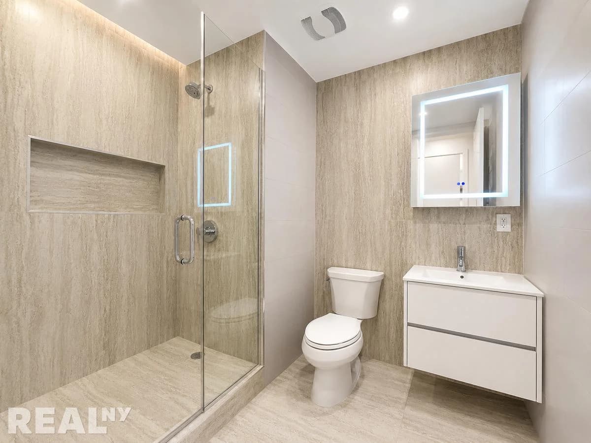 3 bed apartment at 20 Terrace Place, Unit PH1, Windsor Terrace, photo 17 of 17