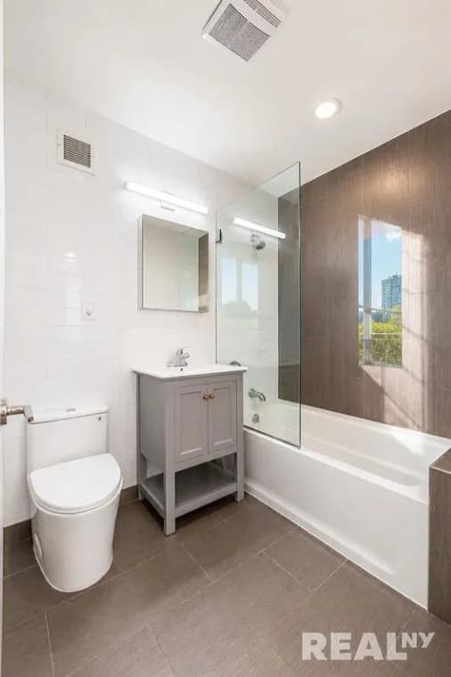 1 bed apartment at 97 Grand Avenue, Unit 9D, Clinton Hill, photo 7 of 8