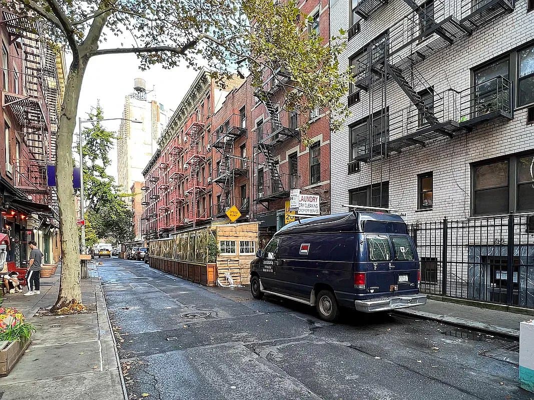 Studio apartment at 32 Cornelia Street, Unit 42, West Village, photo 8 of 8