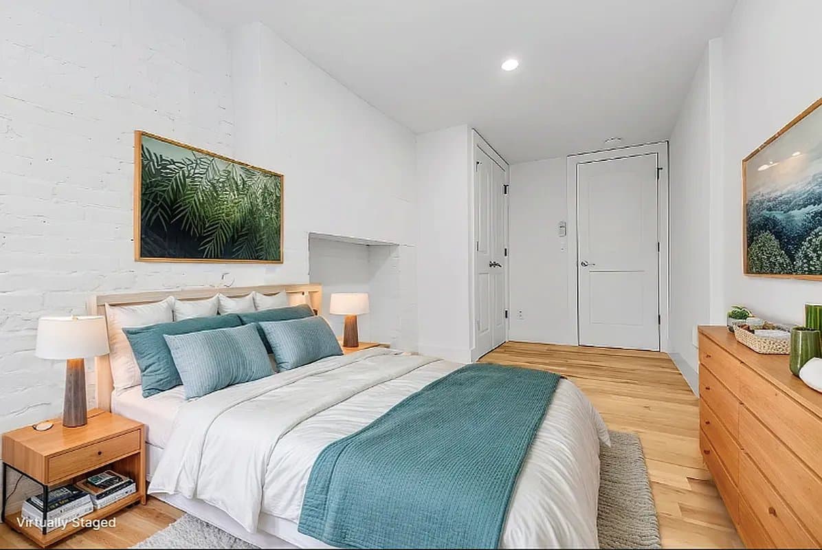 3 bed apartment at 404 West 22nd Street, Unit 1B, Chelsea, photo 4 of 10