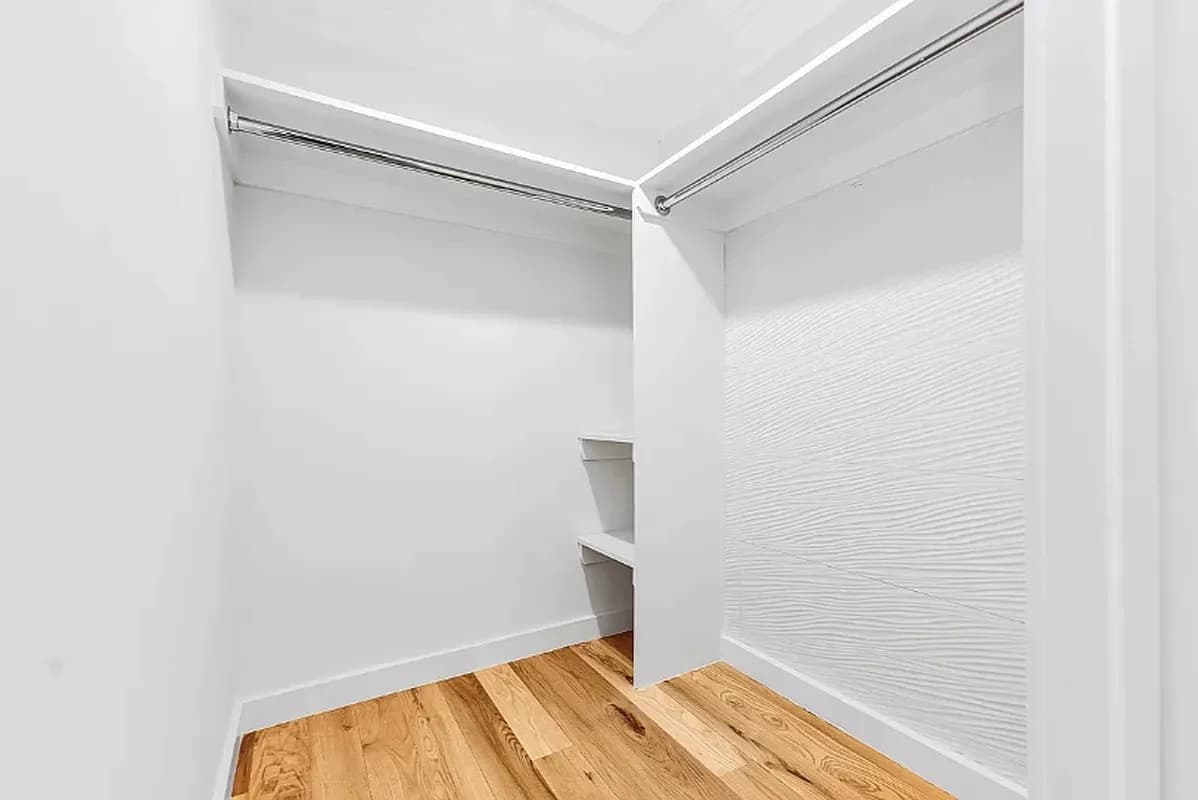 3 bed apartment at 404 West 22nd Street, Unit 1B, Chelsea, photo 9 of 10