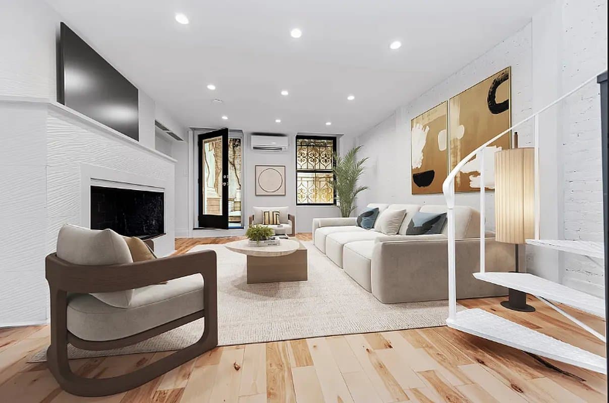 3 bed apartment at 404 West 22nd Street, Unit 1B, Chelsea, photo 2 of 10