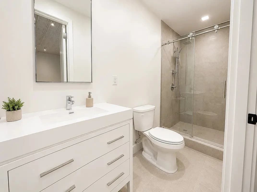 3 bed apartment at 535 Broadway, Unit 3B, SoHo, photo 5 of 6